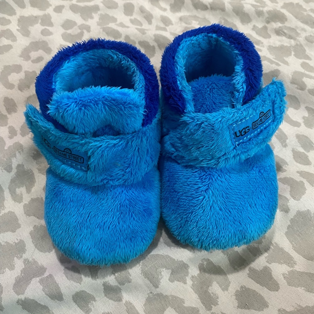 UGG Kids Bright Blue Fuzzy Slippers, Cookie Monster